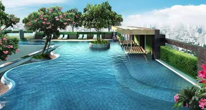 Resort Style Condo @ Heart of Bangkok-24 HOUR CHECK-IN