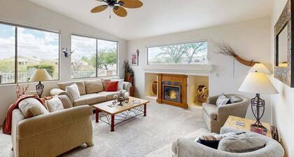 Mountain Calling spectacular views/ Spacious 3 BR Home/ Oro Valley/ Tucson