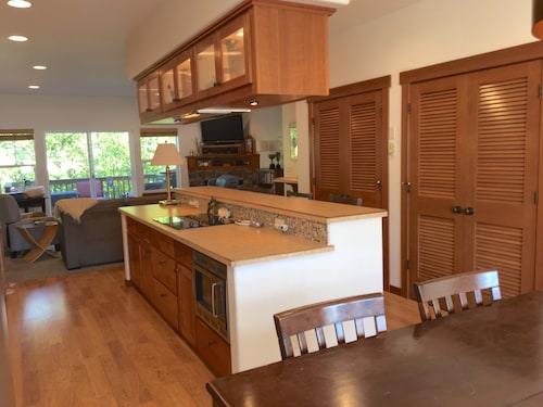 The Treehouse Townhouse