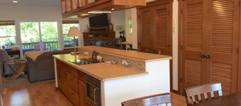 The Treehouse Townhouse