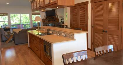 Treehouse Townhouse