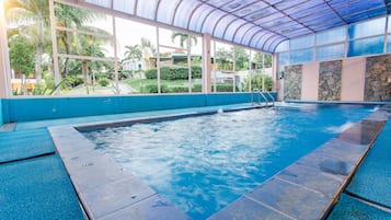 2 indoor pools, 2 outdoor pools, open 7:00 AM to 10:00 PM, sun loungers