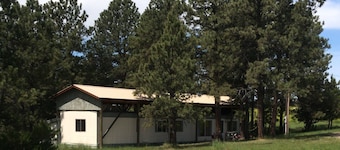 Restored Vintage Mobile Home on our small Private Ranch