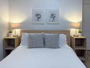 3 chambres, fer et planche à repasser, lit parapluie, Wi-Fi gratuit