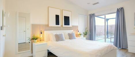 3 soverom, strykejern/-brett, reiseseng for barn og wi-fi (inkludert)