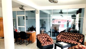 Reception - Trinco Prasanna Resort (Trincomalee)