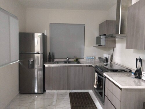 Paras yöpymispaikka * Perhe ja ystävät * 