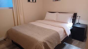 2 chambres, fer et planche Ă  repasser, Wi-Fi, draps fournis