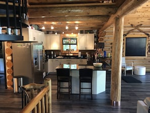 Fridge, microwave, oven, stovetop - Full Log Home On Private Lake Close To Town, Snowmobile Trails, & Golf Course (Mercer)