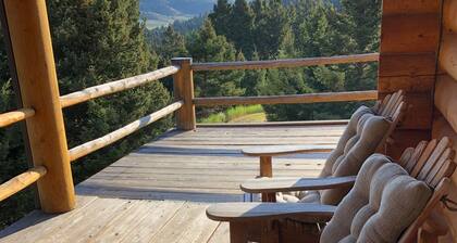 Bozeman-Bridger Retreat with Hot Tub and Mountain Views