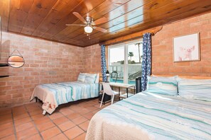 9 chambres, bureau, fer et planche à repasser, Wi-Fi gratuit