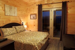 10 bedrooms, free WiFi, bed sheets