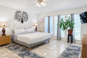 4 soverom, strykejern/-brett, wi-fi (inkludert) og sengetøy