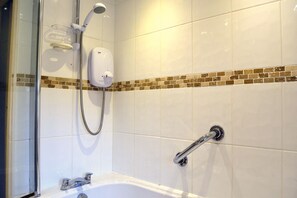 Cottage Supérieur, salle de bains privée, vue cour intérieure | Salle de bain