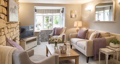 The Lansdowne Cottage