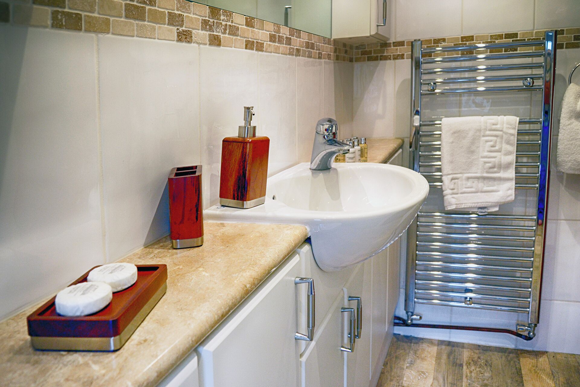 Superior Cottage, Private Bathroom, Courtyard View | Bathroom