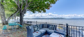 Retiro frente al lago con magnífica vista al lago - ¡El perro de la familia es bienvenido!