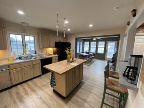 Fridge, microwave, oven, stovetop - Skaneateles Lake Waterfront Home (Homer)