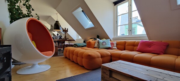 Smart TV, offices, computer monitors, printers