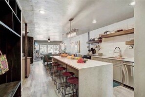 Fridge, microwave, oven, stovetop - Mountain-Chic Ski-In Condo - Modern Style, Shared Hot Tubs & Back Patio to Yard (Breckenridge)