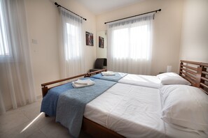 3 habitaciones, tabla de planchar con plancha y wifi gratis 