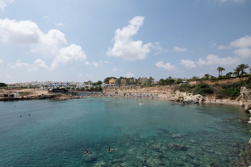 Blue Water 20A, Malama Beach