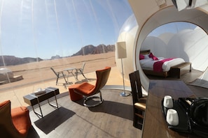 20 bedrooms, internet
