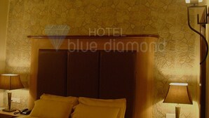 Room - HOTEL BLUE DIAMOND BOKARO (Chas)
