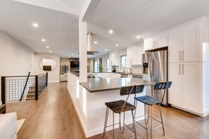 Interior - Dazzling Modern Denver Home (Denver)