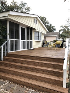 Exterior - Close to beach, Pet friendly, Golf cart (Myrtle Beach)