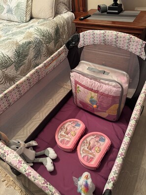 3 Schlafzimmer, Bügeleisen/Bügelbrett, Reisekinderbett, kostenloses WLAN