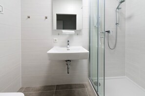 Bathroom - Motel24seven (Bruck an der Mur)