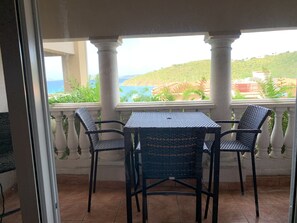 Dining - Grande Bay~RENOVATED~Parking Spot~Walk to Restaurants and beaches (Cruz Bay, St John)