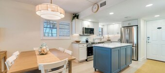 Ocean's Reach 1A2, Gulf-Front Corner Unit, Dunes Golf Privileges!