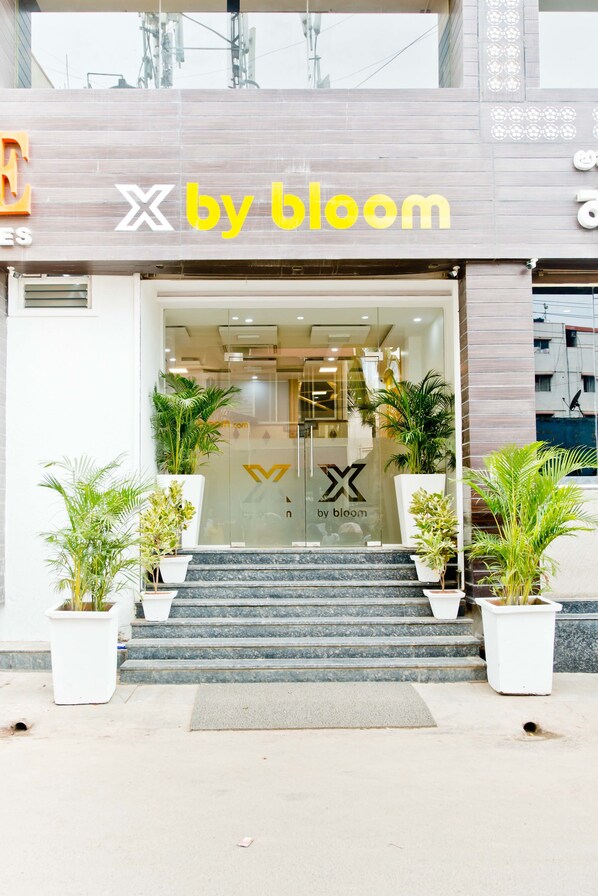 Property entrance - X by Bloom - Manyata (Bengaluru)
