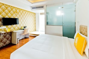 In-room safe, bed sheets - X by Bloom - Manyata (Bengaluru)