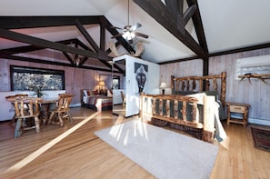 5 habitaciones, tabla de planchar con plancha y wifi gratis