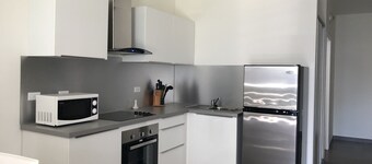 Convenient studio close to airport, beaches and food