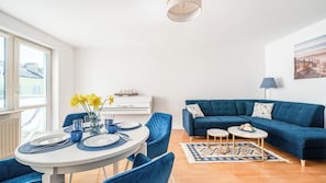 Apartment (2/37) | Living area | Flat-screen TV - Apartamenty Sun & Snow Na Wydmie (Ustka)