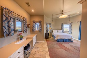 5 bedrooms, iron/ironing board, free WiFi, bed sheets