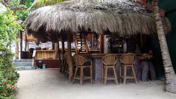 Bar (en la propiedad)