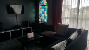 TV, fireplace - 3Bedroom 3 bath plus Servants Quarter (Kileleshwa)