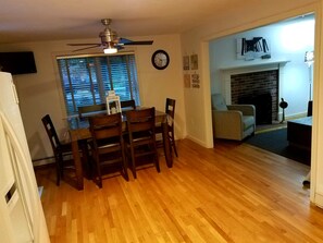 Dining - Beautiful Cape Home Steps to Santuit Pond /Boating, Swimming, Fishing (Mashpee)
