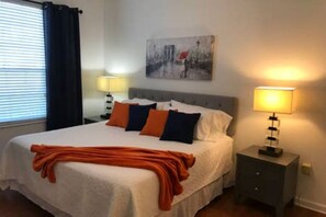 3 bedrooms, iron/ironing board, WiFi, bed sheets