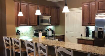 Luxury Rental with View of Football Stadium and 2 Blocks from Toomer's Corner