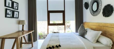 3 عدّة غرف نوم ومكواة/لوح كي وواي فاي وملاءات أسرّة