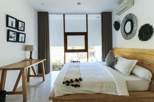 Vegaz home piscine privée