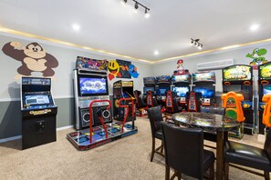 Spielezimmer