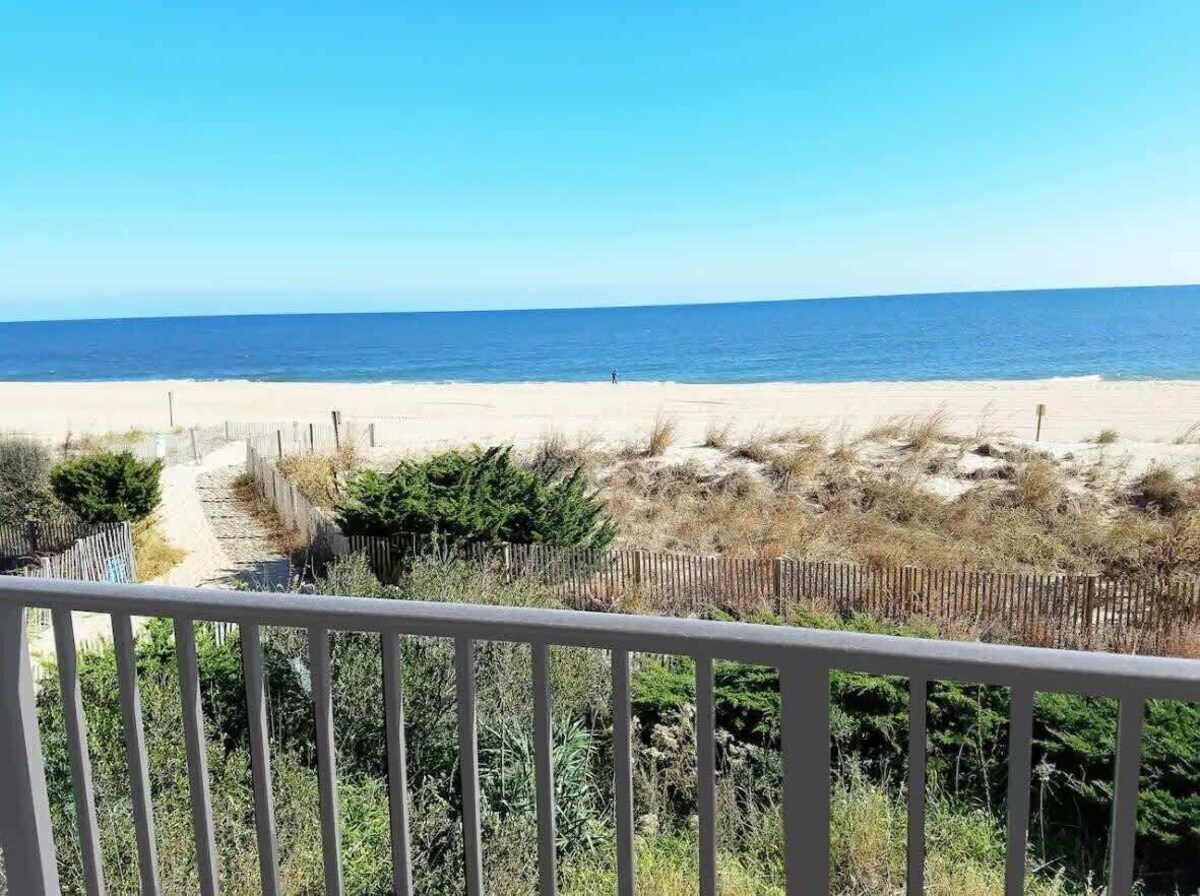 3BR Oceanfront Views-Ocean City