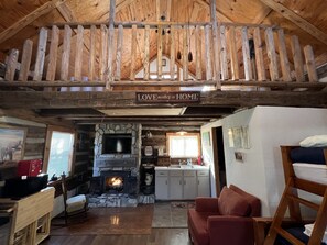 Smart TV, fireplace, DVD player